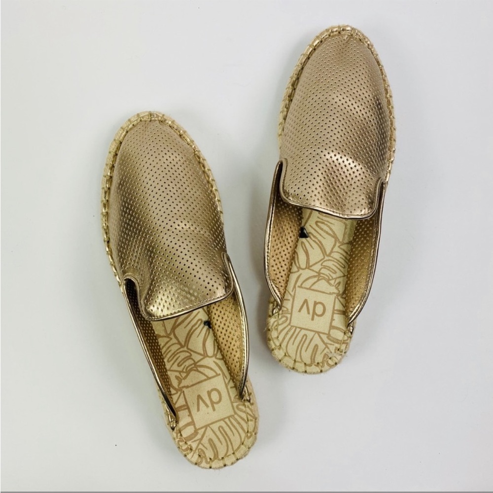 DV - gold espadrille loafers women’s 11